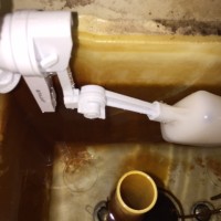 富士宮市大久保　トイレ水漏れ修理