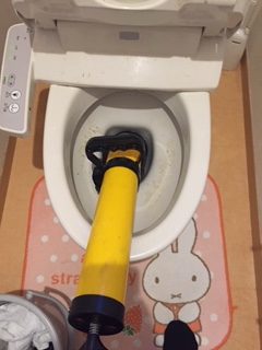 菊川市　洋式トイレ詰まり修理